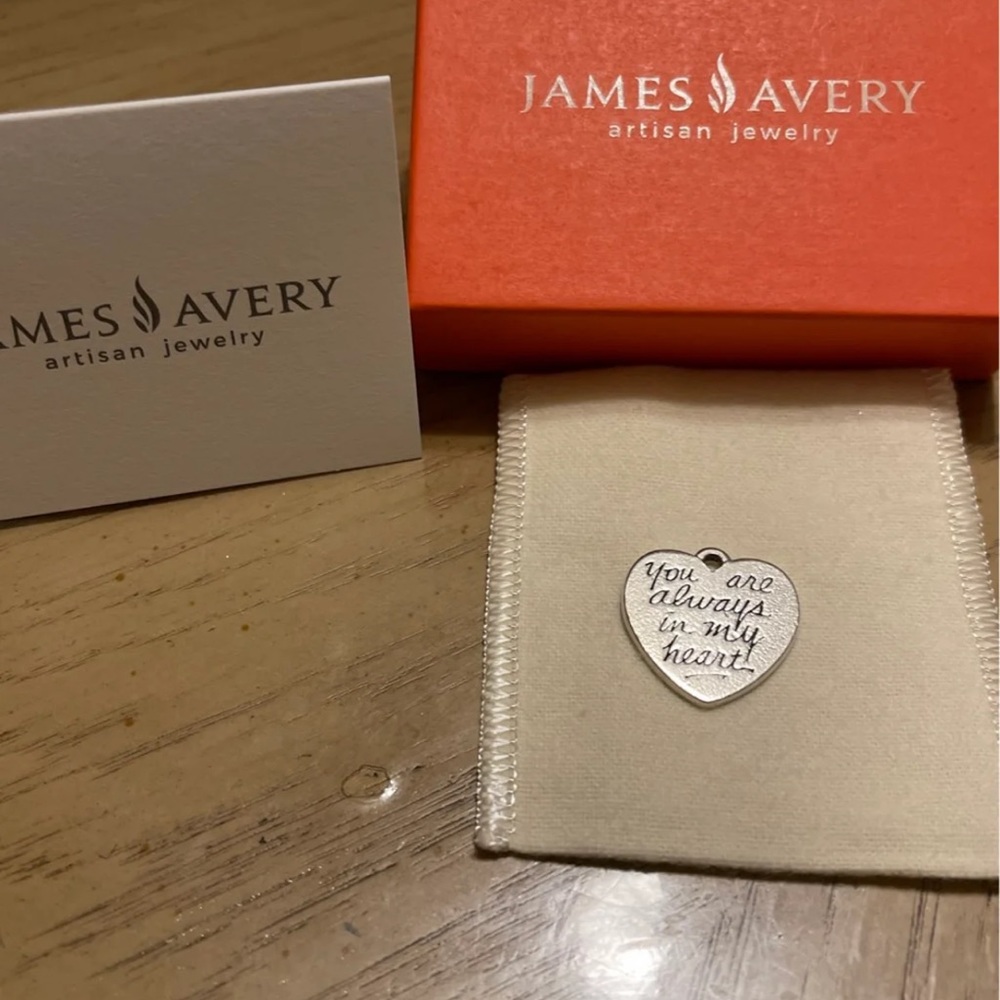 James Avery Heart charm SOLD PlEASE DONT BUY
